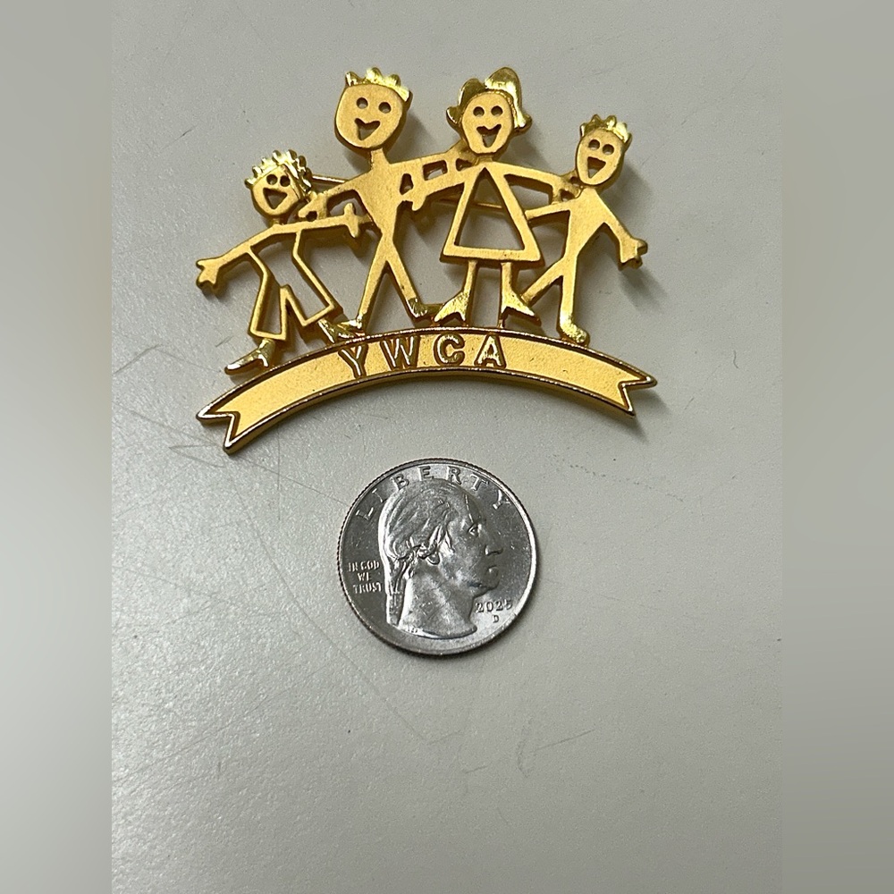 1990s Vintage Gold Tone Grand Rapids Michigan YWCA Pinback Button Brooch